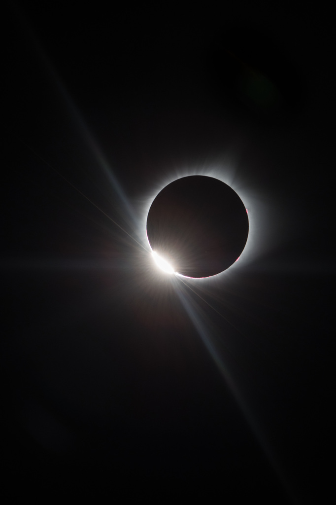 diamond ring effect during solar eclipse